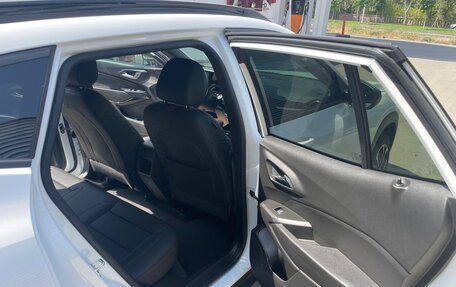 Chevrolet Trax, 2024 год, 1 800 000 рублей, 13 фотография