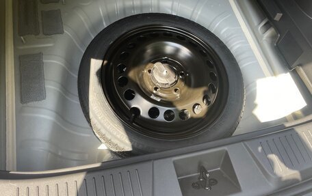 Chevrolet Trax, 2024 год, 1 800 000 рублей, 14 фотография