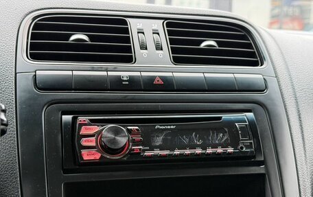 Volkswagen Polo VI (EU Market), 2015 год, 747 000 рублей, 17 фотография