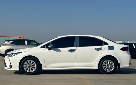 Toyota Corolla, 2021 год, 1 575 000 рублей, 2 фотография