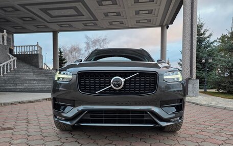 Volvo XC90 II рестайлинг, 2022 год, 4 999 888 рублей, 2 фотография