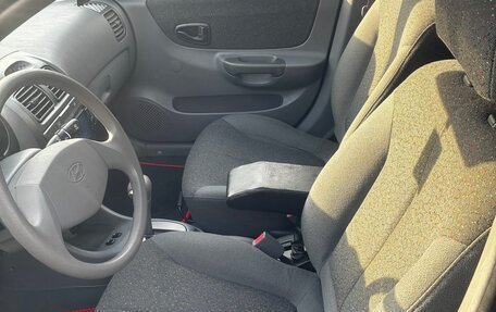 Hyundai Accent II, 2008 год, 600 000 рублей, 10 фотография