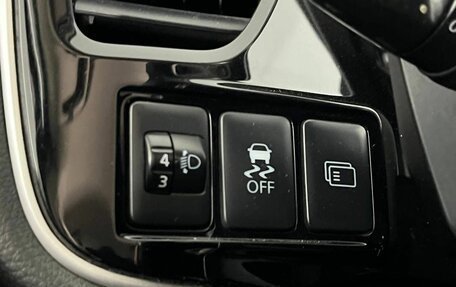 Mitsubishi Outlander III рестайлинг 3, 2013 год, 1 340 000 рублей, 16 фотография