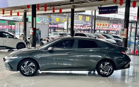 Hyundai Elantra, 2023 год, 1 520 190 рублей, 8 фотография