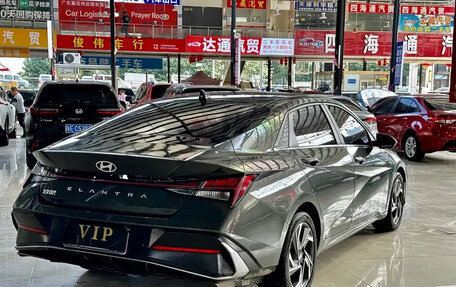 Hyundai Elantra, 2023 год, 1 520 190 рублей, 11 фотография