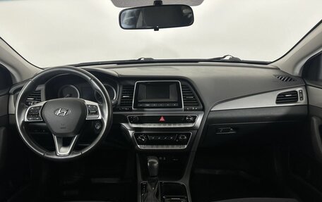 Hyundai Sonata VII, 2019 год, 1 630 000 рублей, 7 фотография