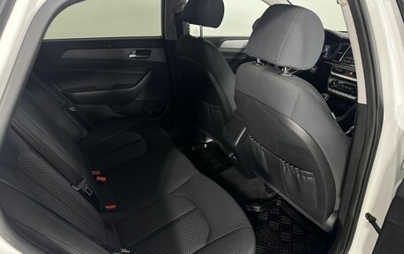 Hyundai Sonata VII, 2019 год, 1 630 000 рублей, 16 фотография