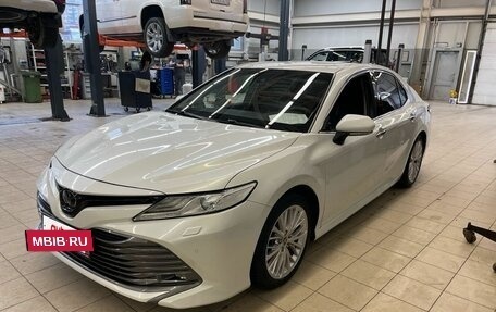 Toyota Camry, 2020 год, 3 299 000 рублей, 3 фотография