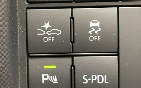 Daihatsu Rocky, 2022 год, 1 082 000 рублей, 33 фотография