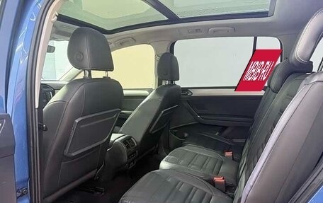 Volkswagen Touran III, 2021 год, 2 018 000 рублей, 14 фотография