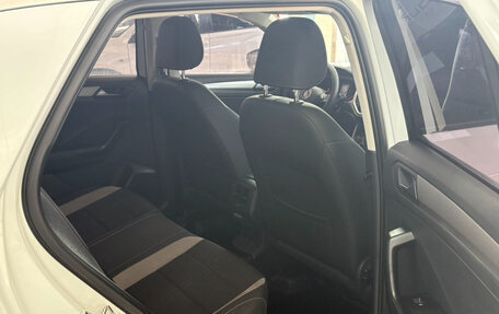 Volkswagen T-Roc I, 2022 год, 1 569 000 рублей, 13 фотография