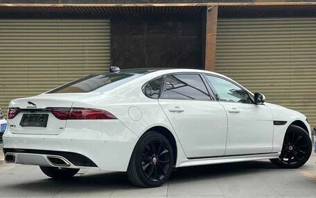 Jaguar XF II, 2022 год, 3 100 000 рублей, 4 фотография