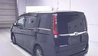 Toyota Esquire I, 2015 год, 1 570 000 рублей, 2 фотография