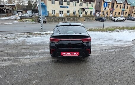 KIA Rio IV, 2017 год, 1 050 000 рублей, 4 фотография