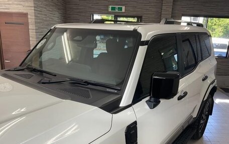 Toyota Land Cruiser Prado, 2024 год, 7 400 000 рублей, 4 фотография