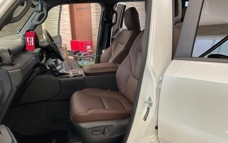 Toyota Land Cruiser Prado, 2024 год, 7 400 000 рублей, 15 фотография