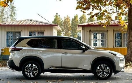Nissan X-Trail, 2023 год, 2 356 003 рублей, 5 фотография