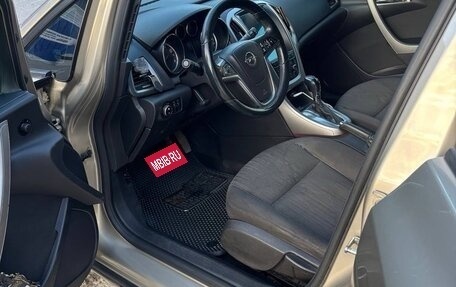 Opel Astra J, 2011 год, 700 000 рублей, 8 фотография