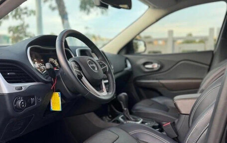 Jeep Cherokee, 2021 год, 1 430 000 рублей, 6 фотография