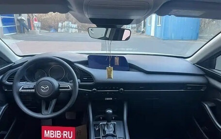 Mazda 3, 2021 год, 1 497 400 рублей, 9 фотография