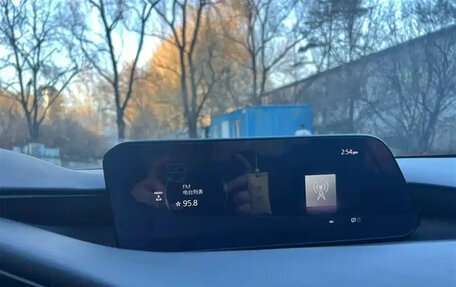 Mazda 3, 2021 год, 1 497 400 рублей, 13 фотография