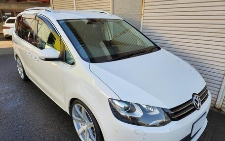 Volkswagen Sharan II, 2013 год, 880 000 рублей, 4 фотография