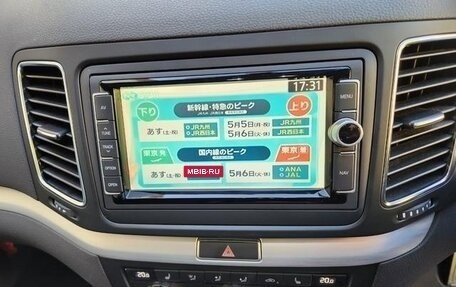 Volkswagen Sharan II, 2013 год, 880 000 рублей, 11 фотография