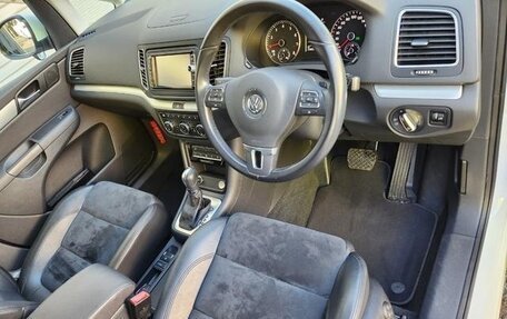 Volkswagen Sharan II, 2013 год, 880 000 рублей, 15 фотография