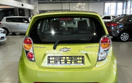 Chevrolet Spark III, 2011 год, 535 000 рублей, 6 фотография