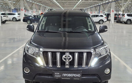 Toyota Land Cruiser Prado 150 рестайлинг 2, 2016 год, 3 050 000 рублей, 2 фотография