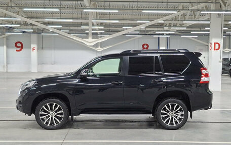 Toyota Land Cruiser Prado 150 рестайлинг 2, 2016 год, 3 050 000 рублей, 8 фотография