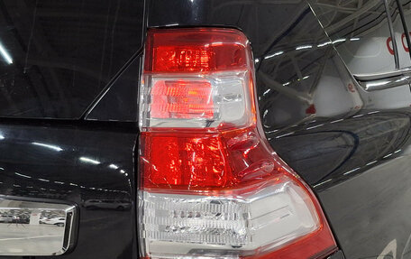 Toyota Land Cruiser Prado 150 рестайлинг 2, 2016 год, 3 050 000 рублей, 9 фотография