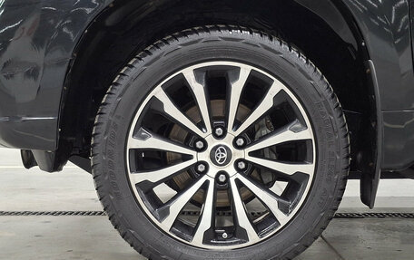 Toyota Land Cruiser Prado 150 рестайлинг 2, 2016 год, 3 050 000 рублей, 18 фотография