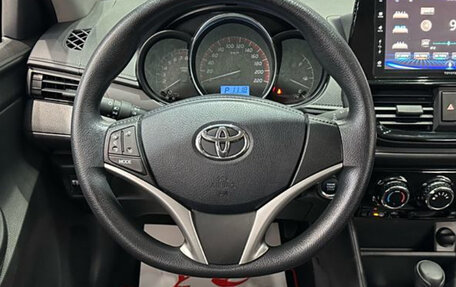 Toyota Vios III, 2022 год, 1 180 000 рублей, 6 фотография