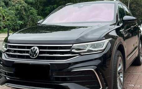 Volkswagen Tiguan II, 2021 год, 2 755 000 рублей, 6 фотография