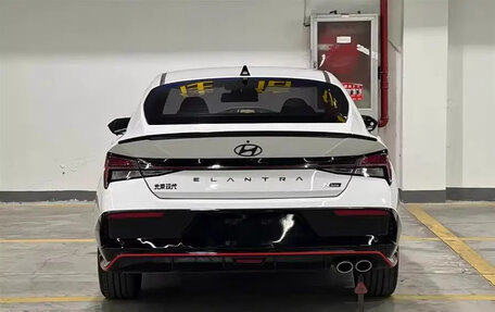 Hyundai Elantra, 2023 год, 1 200 000 рублей, 4 фотография