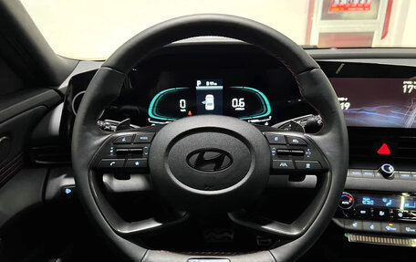 Hyundai Elantra, 2023 год, 1 200 000 рублей, 7 фотография