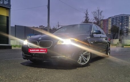 BMW 5 серия, 2013 год, 1 350 000 рублей, 2 фотография