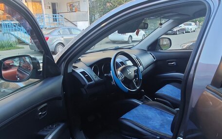 Mitsubishi Outlander III рестайлинг 3, 2011 год, 1 330 000 рублей, 7 фотография