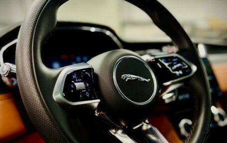 Jaguar F-Pace, 2021 год, 13 000 000 рублей, 15 фотография