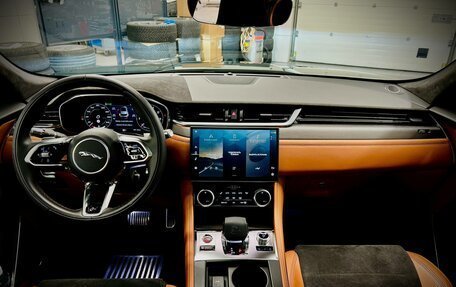 Jaguar F-Pace, 2021 год, 13 000 000 рублей, 12 фотография