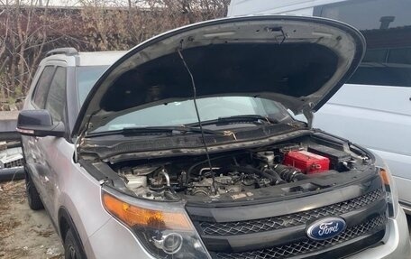 Ford Explorer VI, 2013 год, 1 400 000 рублей, 12 фотография