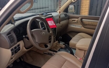 Toyota Land Cruiser 100 рестайлинг 2, 2003 год, 3 500 000 рублей, 6 фотография