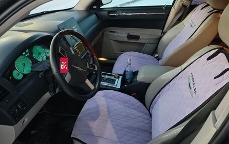 Chrysler 300C II, 2007 год, 950 000 рублей, 12 фотография