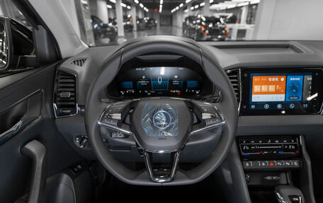 Skoda Karoq I, 2025 год, 4 300 000 рублей, 11 фотография