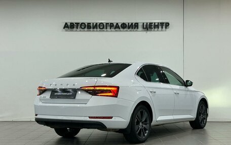 Skoda Superb III рестайлинг, 2019 год, 2 990 000 рублей, 4 фотография