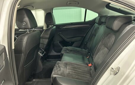 Skoda Superb III рестайлинг, 2019 год, 2 990 000 рублей, 25 фотография