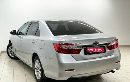 Toyota Camry, 2014 год, 1 650 000 рублей, 6 фотография