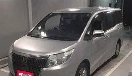 Toyota Esquire I, 2015 год, 1 600 000 рублей, 1 фотография