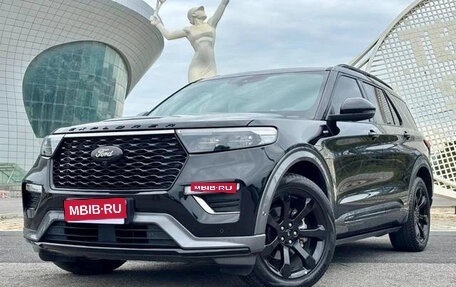 Ford Explorer VI, 2021 год, 3 150 000 рублей, 1 фотография